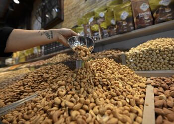 Yılbaşı Öncesi Kuruyemiş Fiyatları Zamlandı!